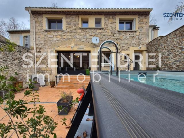 Maison 6 pièces 207 m²