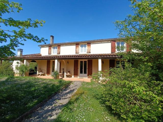 Maison 6 pièces 207 m²