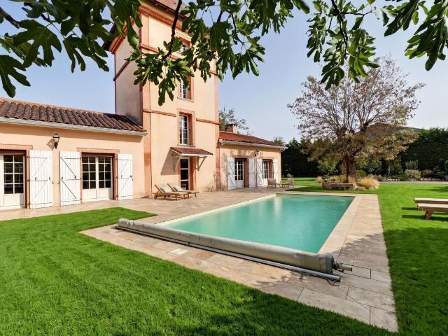 Maison 6 pièces 207 m²