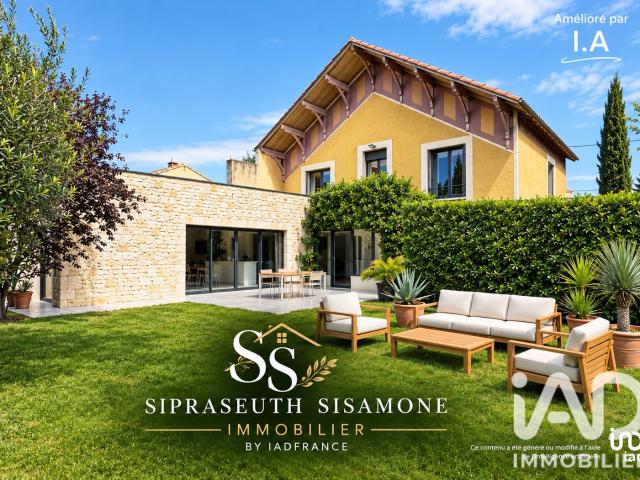 Maison 6 pièces 207 m²