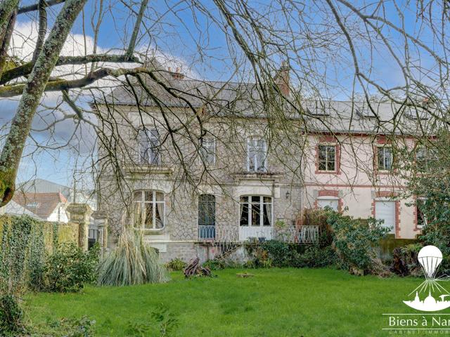 Maison 6 pièces 207 m²