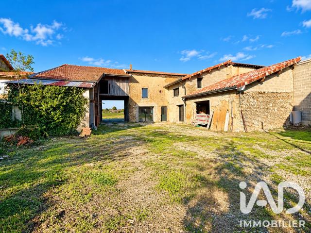 Maison 6 pièces 208 m²