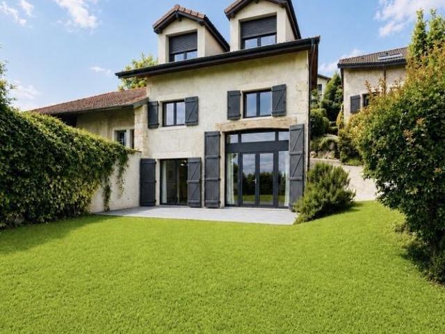 Maison 6 pièces 208 m²