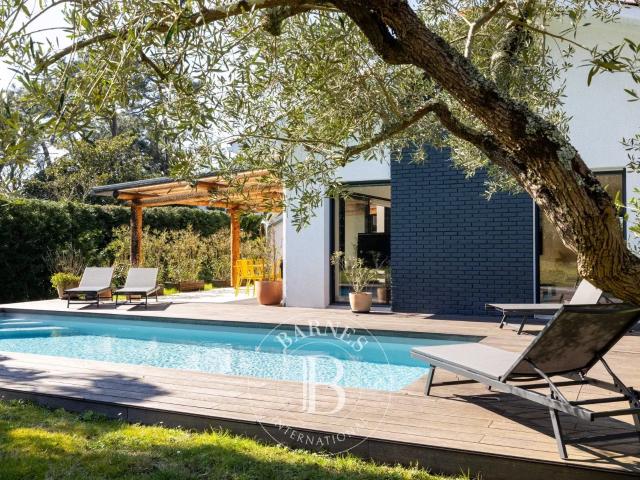 Maison 6 pièces 208 m²