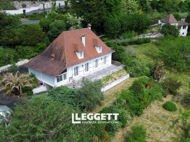 Maison 6 pièces 208 m²