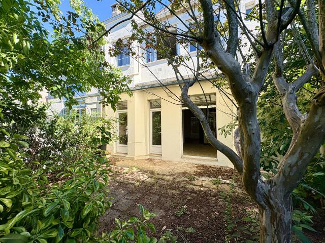 Maison 6 pièces 208 m²