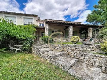 Maison 6 pièces 209 m²
