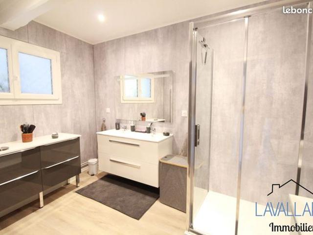 Maison 6 pièces 209 m²