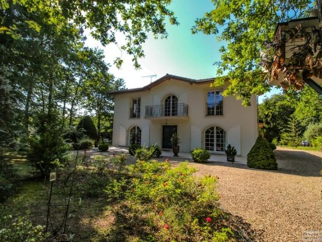Maison 6 pièces 200 m²