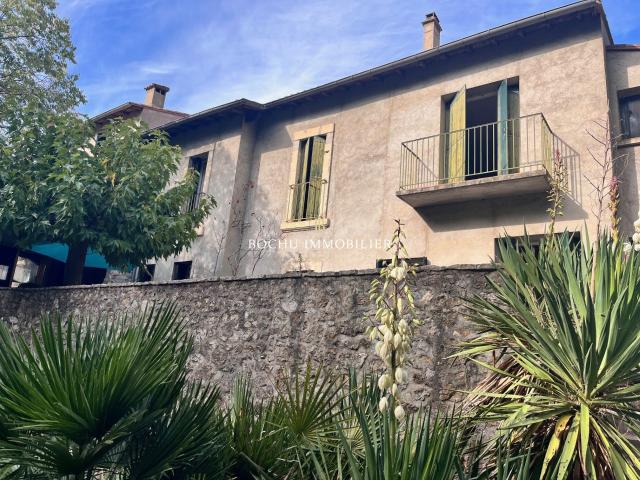 Maison 6 pièces 200 m²