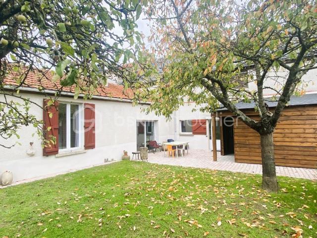 Maison 6 pièces 200 m²