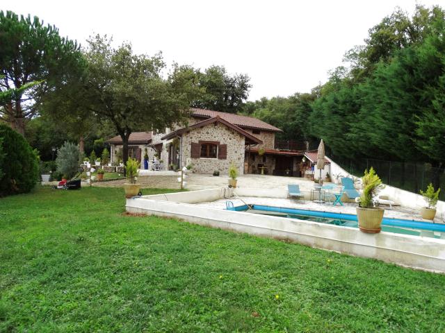 Maison 6 pièces 200 m²