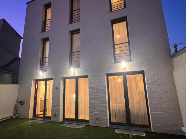 Maison 6 pièces 200 m²