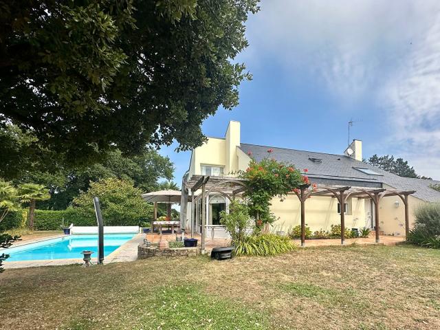 Maison 6 pièces 200 m²