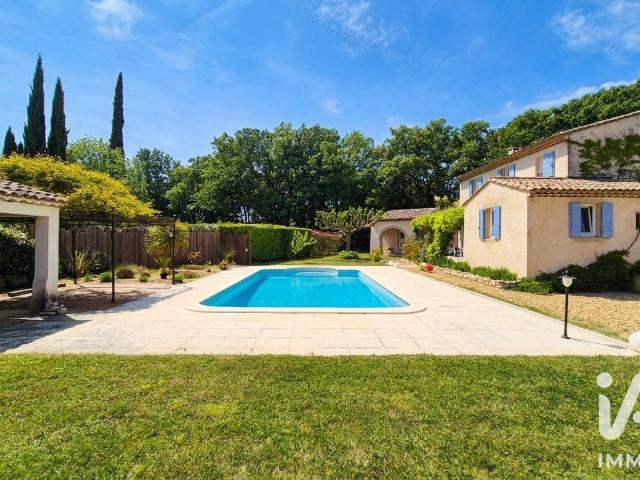 Maison 6 pièces 200 m²