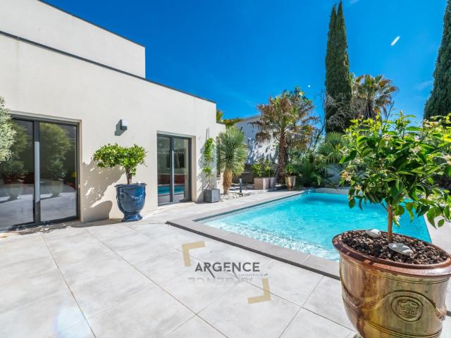 Maison 6 pièces 200 m²