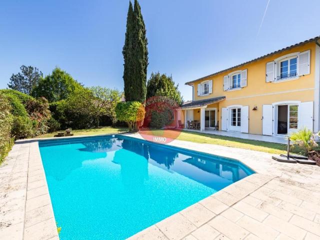 Maison 6 pièces 200 m²