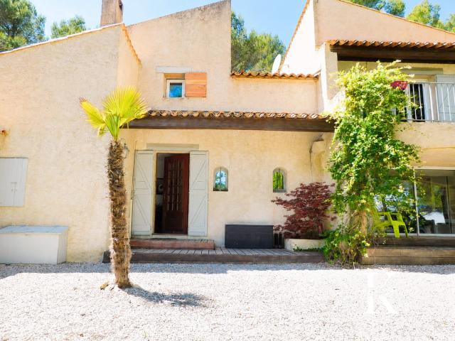 Maison 6 pièces 200 m²