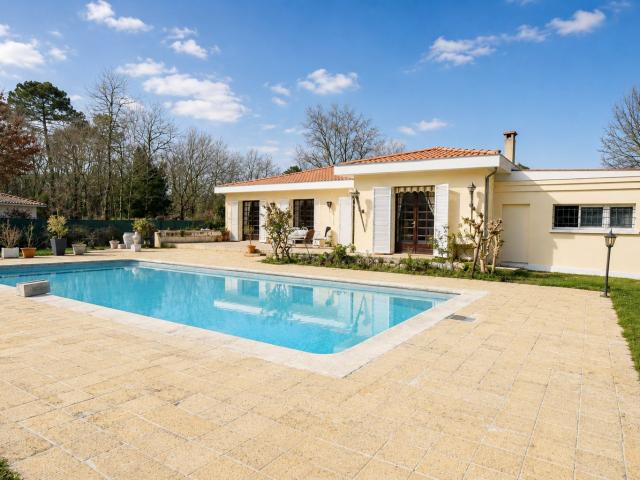 Maison 6 pièces 200 m²