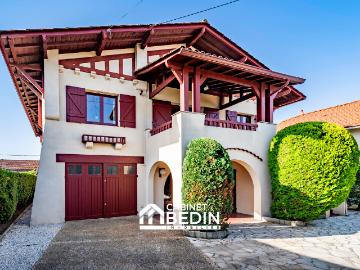 Maison 6 pièces 200 m²