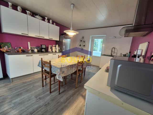 Maison 6 pièces 200 m²