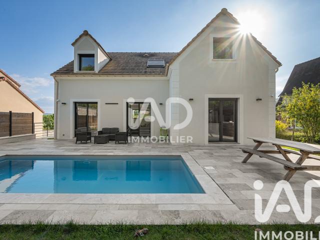 Maison 6 pièces 200 m²
