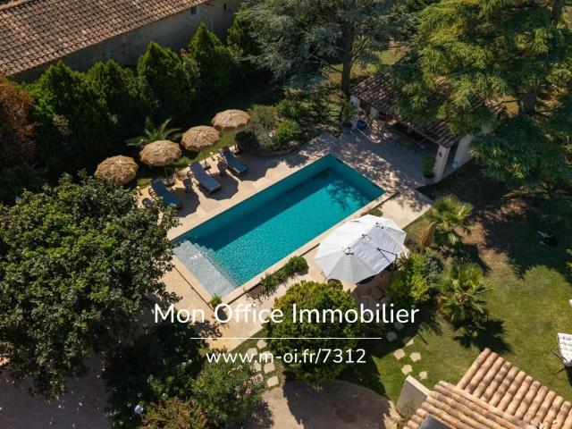 Maison 6 pièces 200 m²