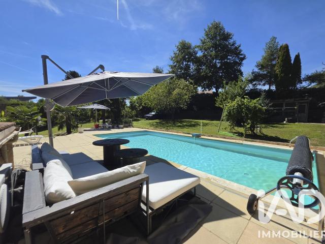Maison 6 pièces 200 m²