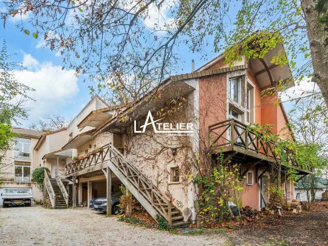 Maison 8 pièces 192 m²