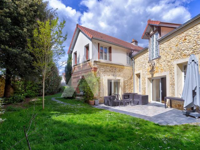 Maison 6 pièces 200 m²