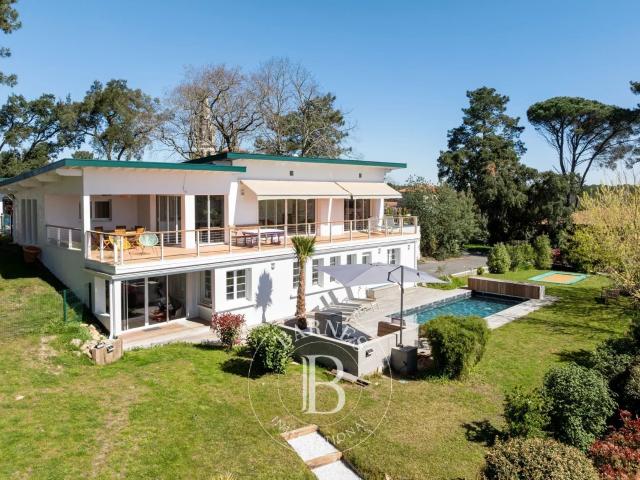 Maison 6 pièces 200 m²