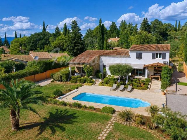 Maison 6 pièces 200 m²
