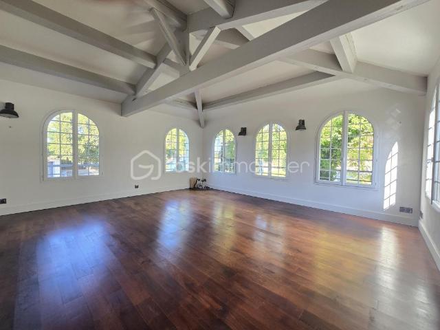 Maison 6 pièces 200 m²