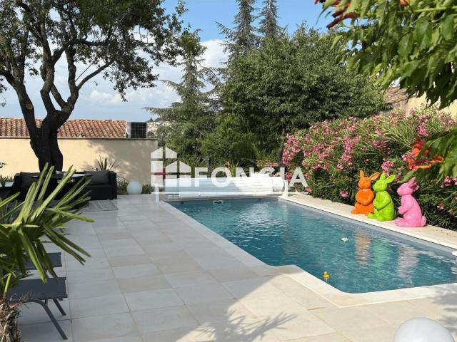 Maison 6 pièces 201 m²