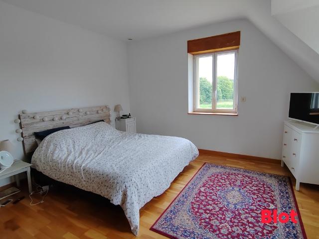 Maison 6 pièces 201 m²