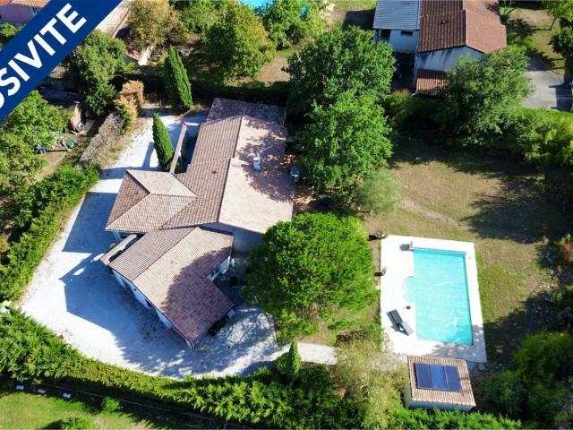 Maison 6 pièces 201 m²