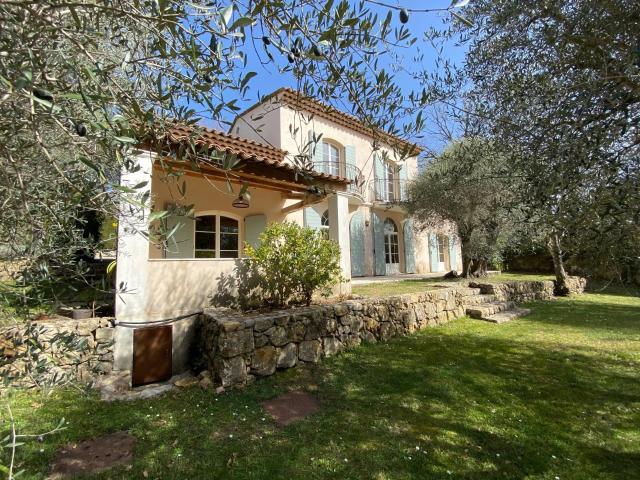 Maison 6 pièces 201 m²