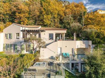 Maison 6 pièces 201 m²