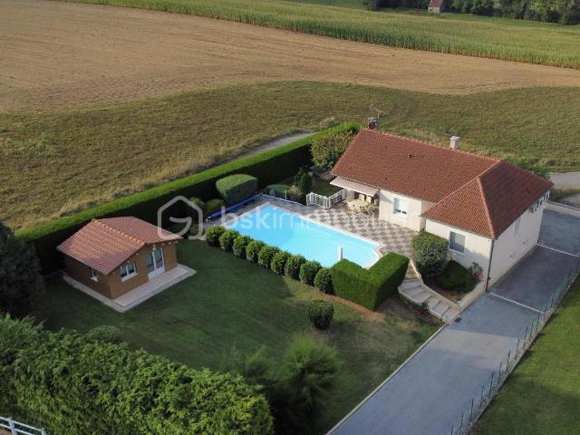 Maison 6 pièces 201 m²