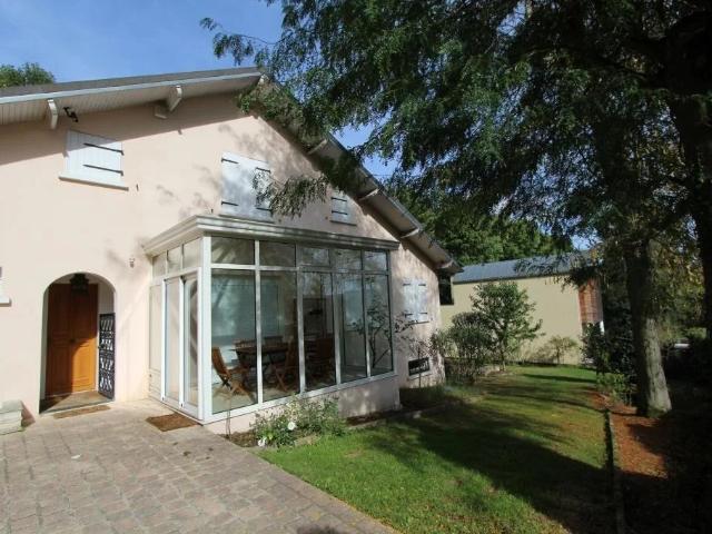 Maison 6 pièces 201 m²