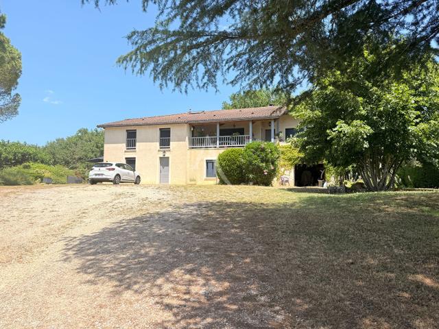 Maison 6 pièces 202 m²