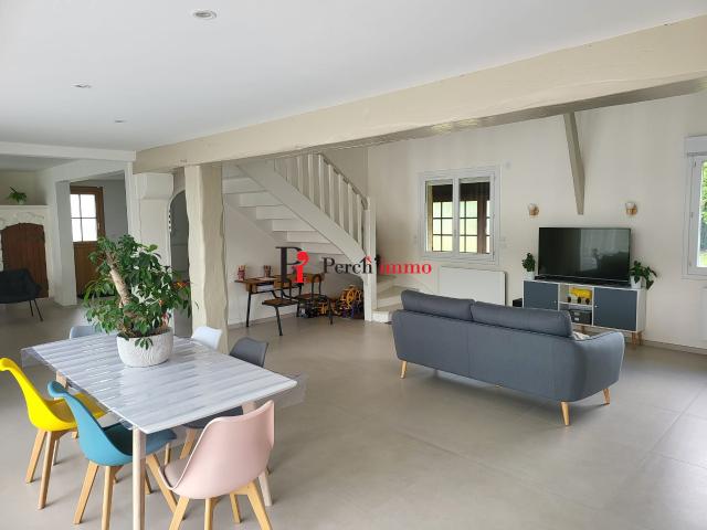 Maison 6 pièces 202 m²