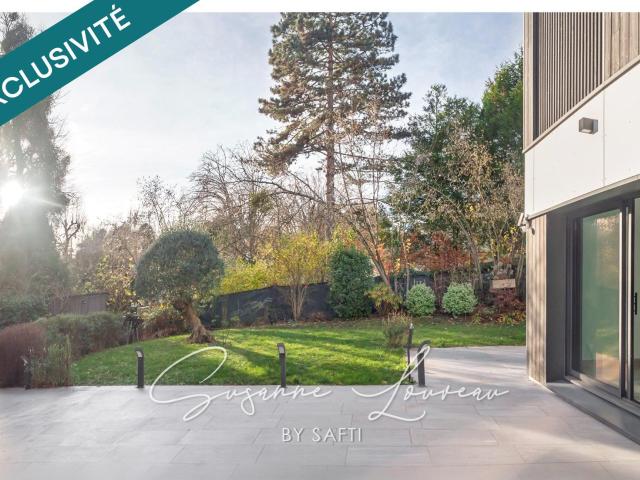 Maison 6 pièces 202 m²