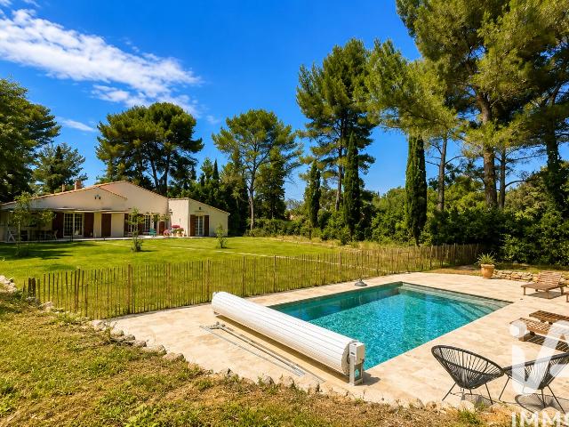 Maison 6 pièces 203 m²