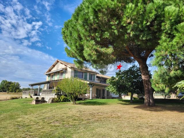 Maison 6 pièces 203 m²
