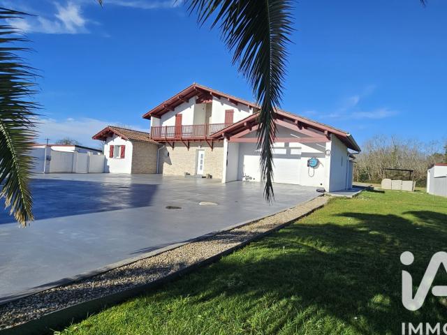 Maison 6 pièces 203 m²