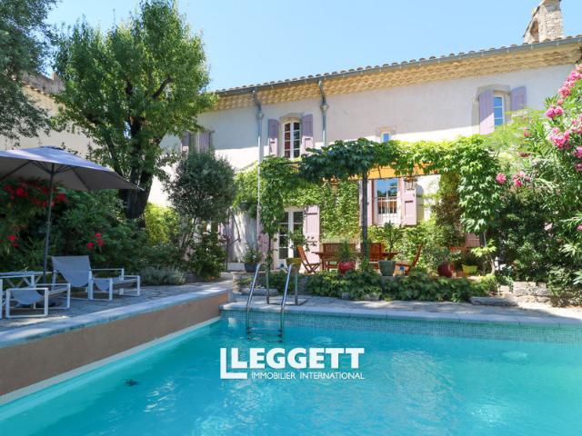 Maison 6 pièces 203 m²