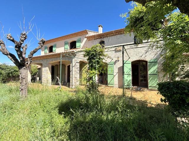 Maison 6 pièces 203 m²