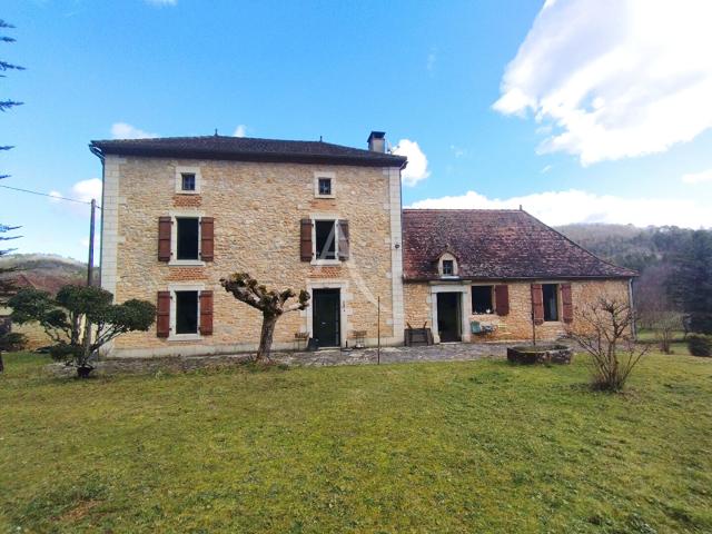 Maison 6 pièces 214 m²