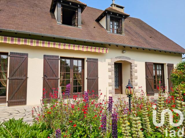 Maison 6 pièces 214 m²
